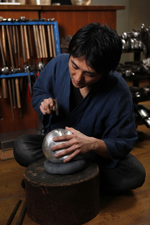 「東京銀器」上川宗達