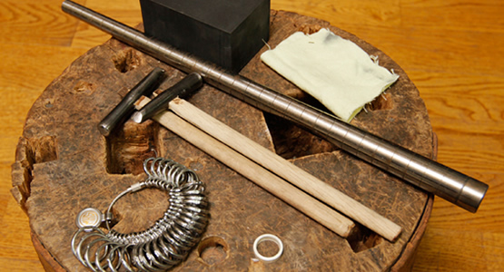 東京の伝統工芸 東京銀器 制作体験