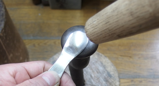 東京銀器 ワークショップ